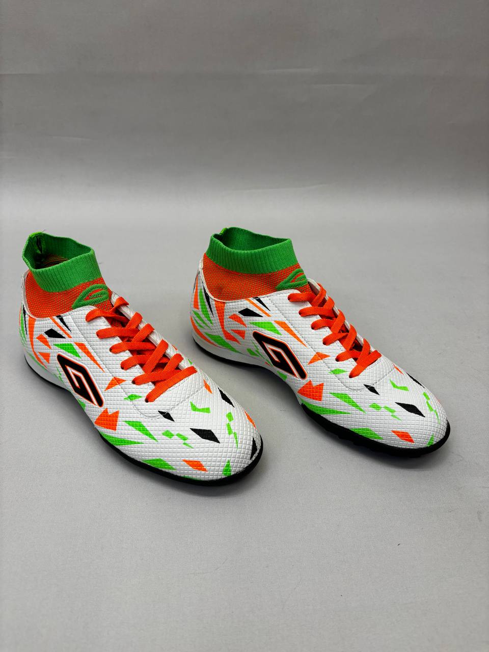 NBM DGN MK 2303 CORAPLI HALISAG FUTBOL AYAKKABI-Beyaz-turuncu