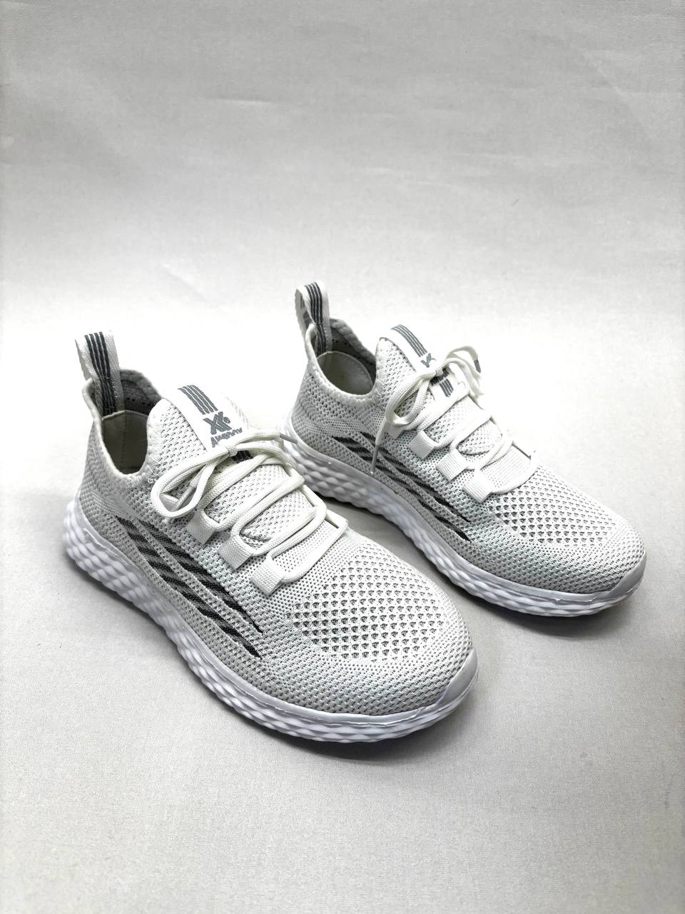 NBU AWDX 130 TRIKO SPOR AYAKKABI 36-40-Beyaz-gümüş