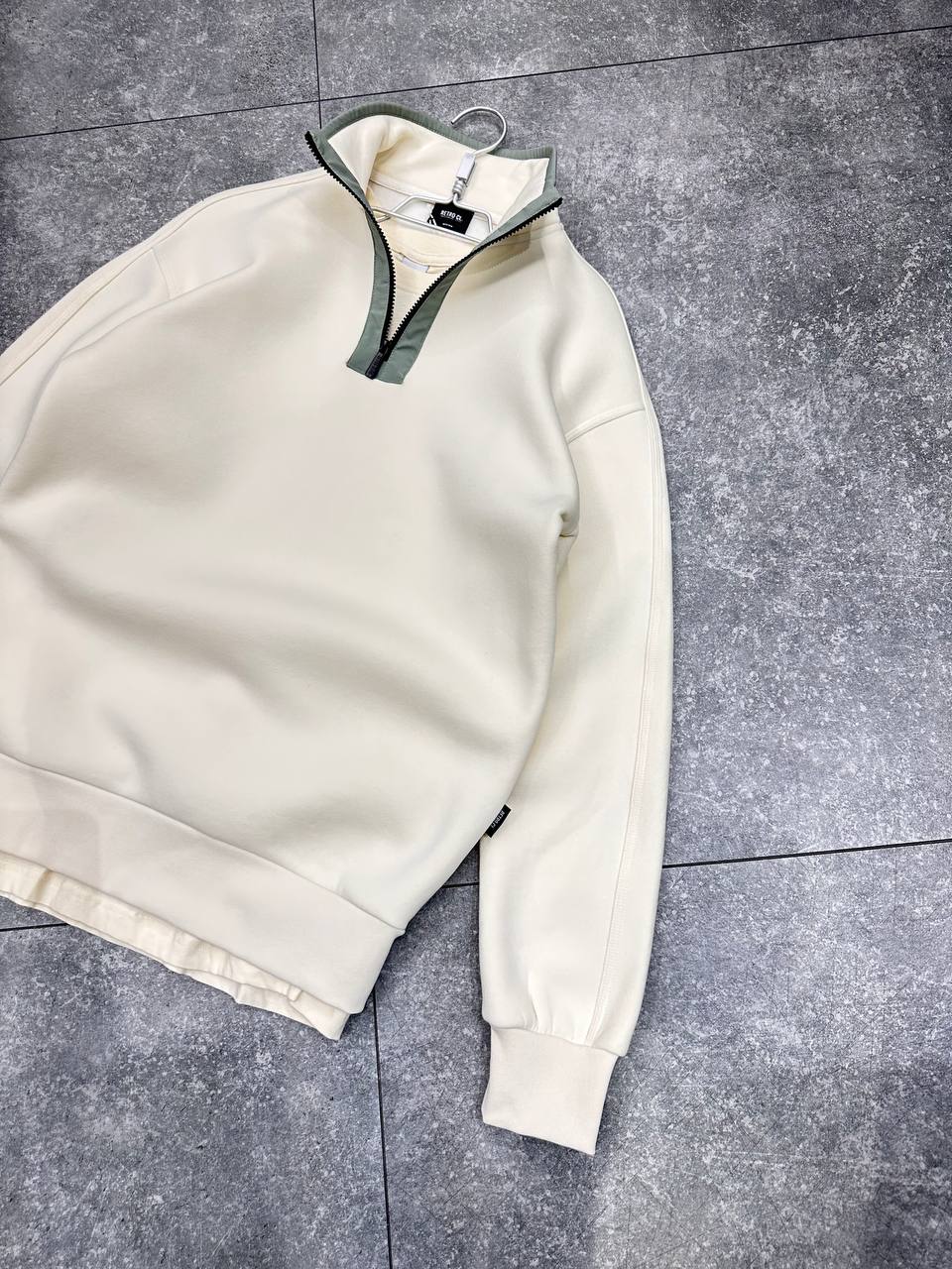 NBM RTC K24-2037 HAKIM YAKALI FERMUARLI SWEAT-Ekru