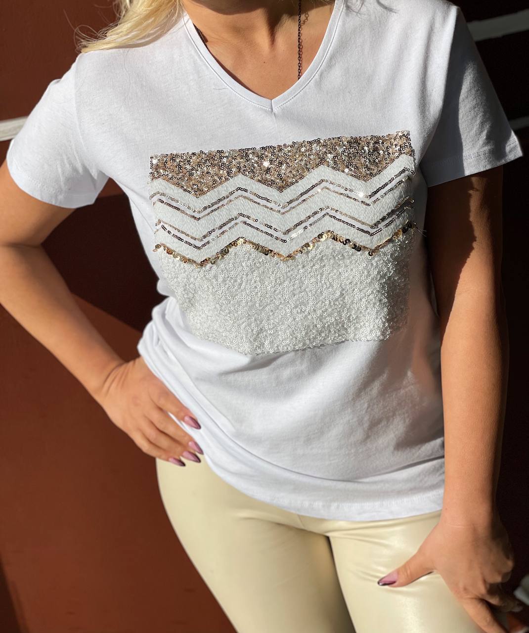 NBW RKH 1011 V YAKA PUL PAYETLI T-SHIRT-Ekru